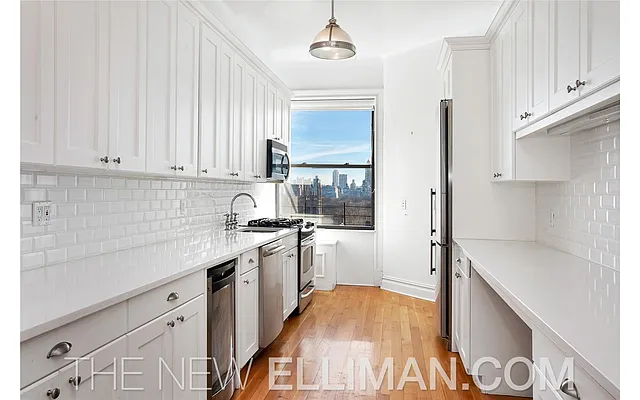Rented by Douglas Elliman | media 26