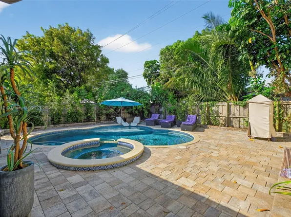 155 NW 124th St, North Miami, FL 33168