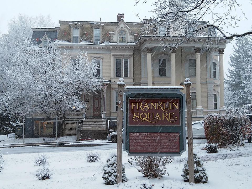 1st image of 2 Franklin Sq APT 2B