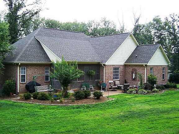 2nd image of 316 Brittney Ln