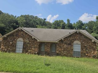 6436 Oak Park Dr, Memphis, TN 38134