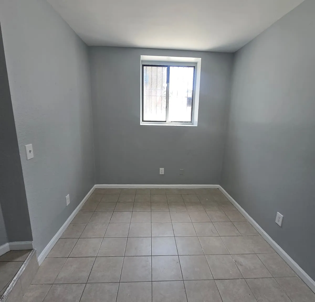 1 bed, $2,300 — Photo 3