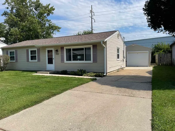 1422 Kingsley Dr, Machesney Park, IL 61115