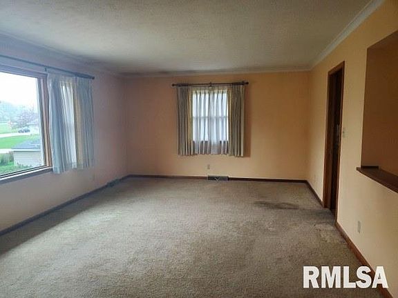 2nd image of 3305 31st Ave