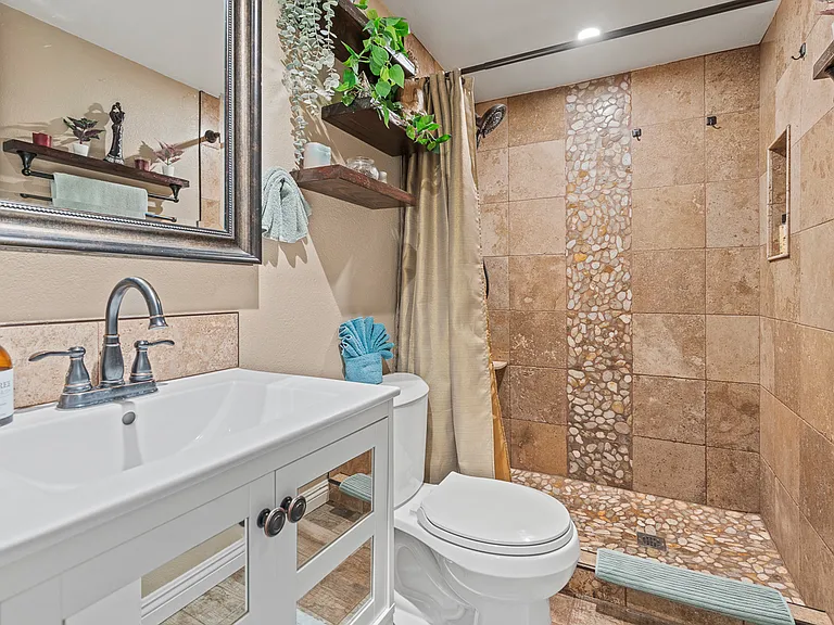 5843 Thor Dr — Photo 29