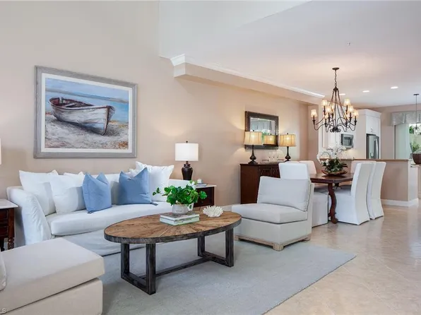 1150 6th St S, Naples, FL 34102