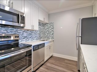 441 Poplar Ave #106, Redwood City, CA 94061