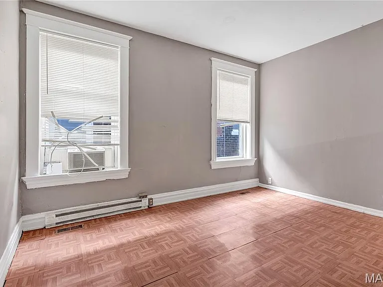 2207 Angelica St — Photo 10