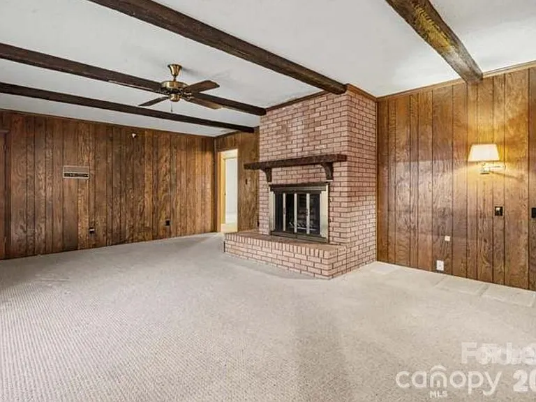8122 Knollwood Cir — Photo 14