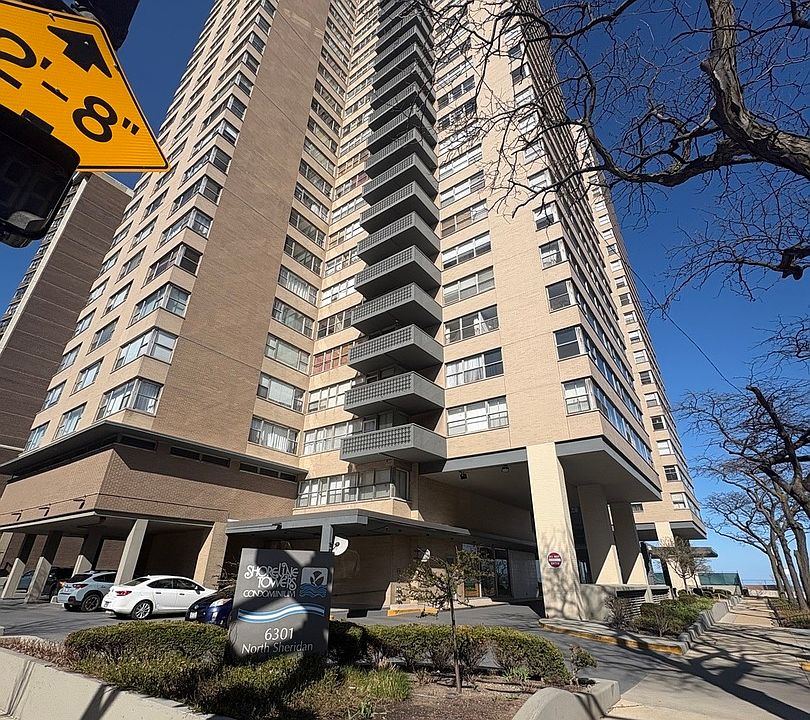 1st image of 6301 N Sheridan Rd APT 9M