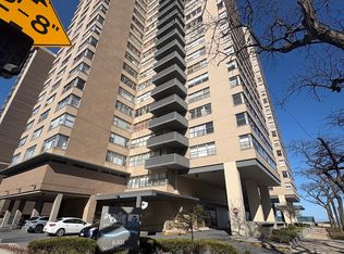 6301 N Sheridan Rd APT 9M, Chicago, IL 60660