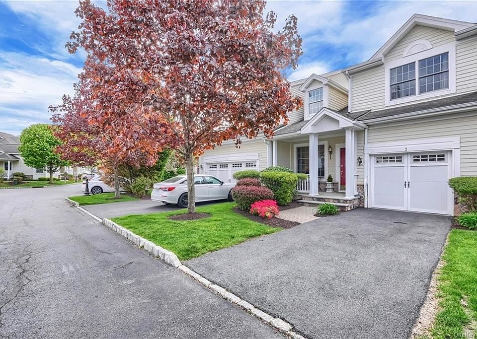 1st image of 3 Shinnecock Ct