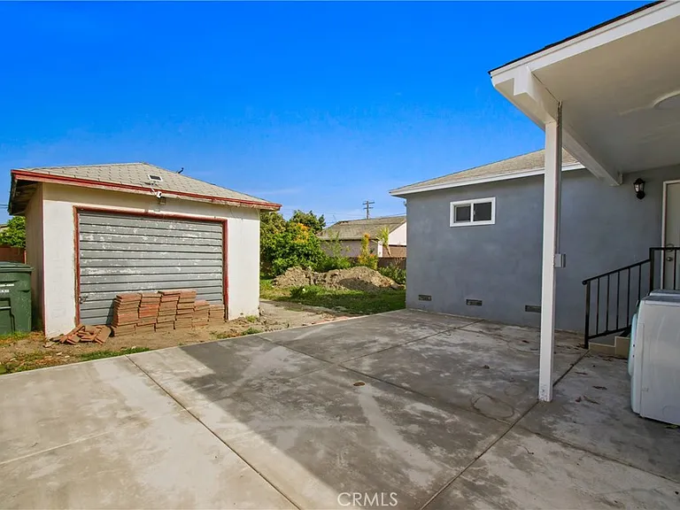 3726 Ellis Ln #B — Photo 4
