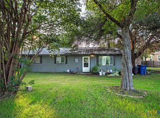 335 E Zipp Rd, New Braunfels, TX 78130