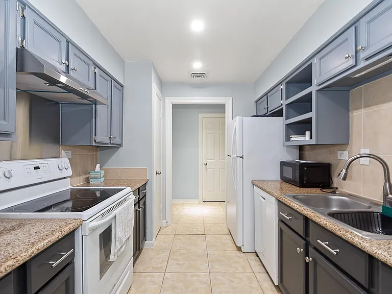 661 Bering Dr #504 — Photo 14