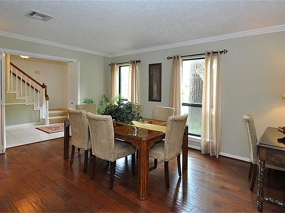 5th image of 3419 Maple Park Dr