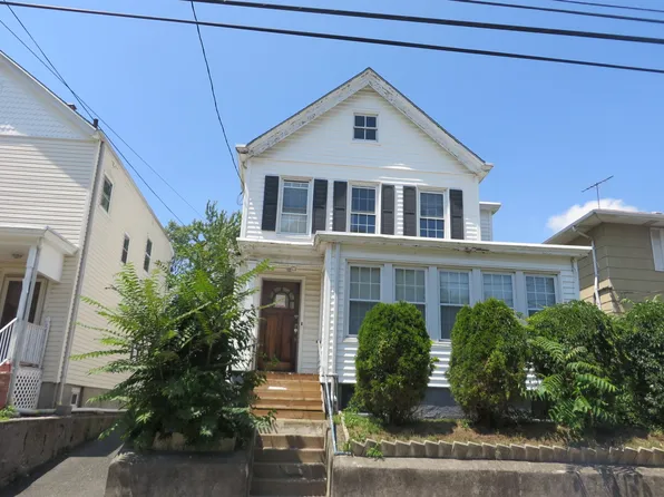 16 Mineral Spring Ave, Passaic, NJ 07055