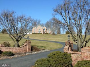 3727 New Franklin Rd, Chambersburg, PA 17202