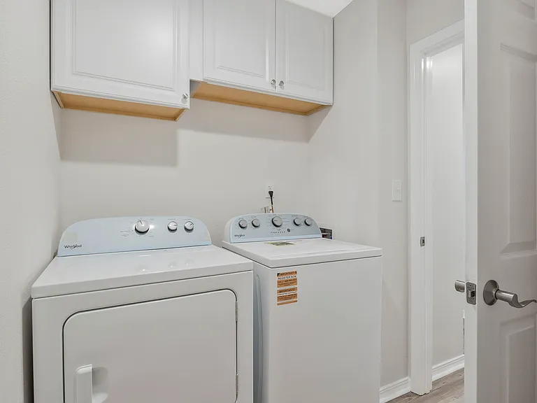 4221 Brookside Dr — Photo 14