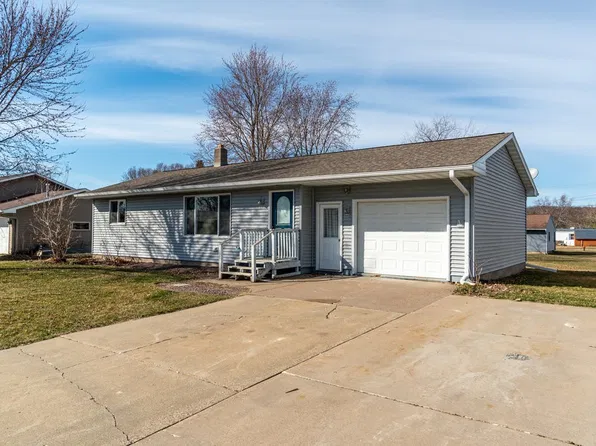 840 E Taft Street, Blair, WI 54616