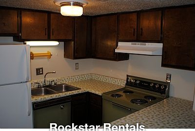 4th image of 2325 10th Ct S APT 10