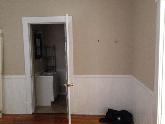 5th image of 115 W Park Ave #B
