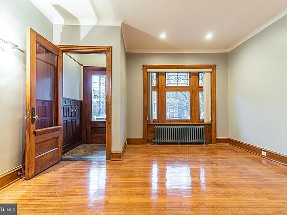 3rd image of 4911 Osage Ave