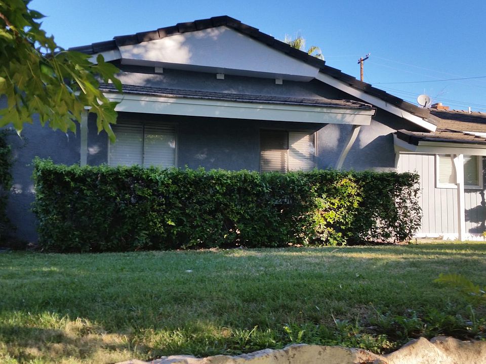 2nd image of 5664 Dumbarton Ave