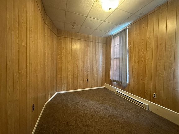 3rd image of 405 E Market St #B
