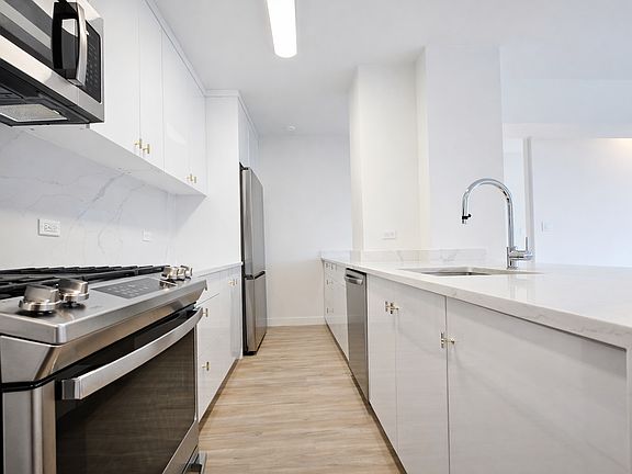 5th image of 1735 York Ave #32DE
