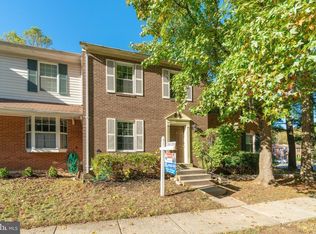 8942 Astongale Ct, Springfield, VA 22152