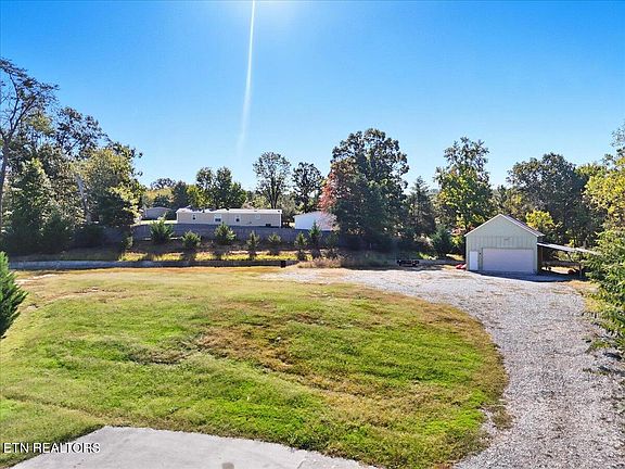 2nd image of 845 Quietlands Dr