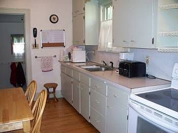 4th image of 950 E Military Ave