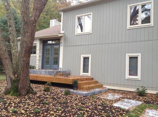 2445 Brussels Ct, Reston, VA 20191