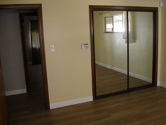 5th image of 1483 N 1st Ave