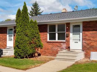 1613 Amy St, Green Bay, WI 54302