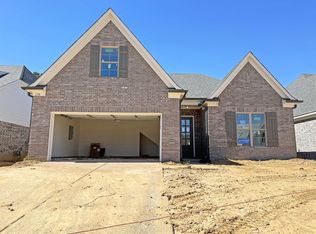 130 Dogwood Spring Dr #326, Oakland, TN 38060