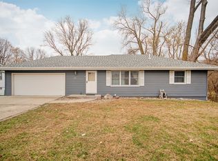 1830 Center St, West Des Moines, IA 50265