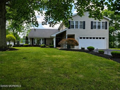 22 Ethan Allen Road, Freehold, NJ, 07728