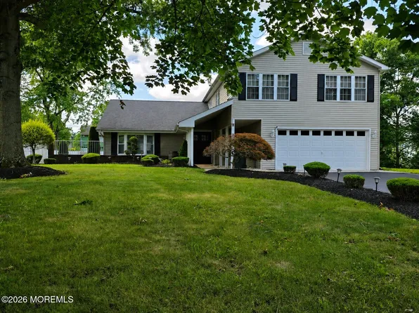 22 Ethan Allen Road, Freehold, NJ 07728