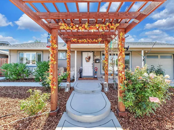 1027 Marigold Rd, Livermore, CA 94551