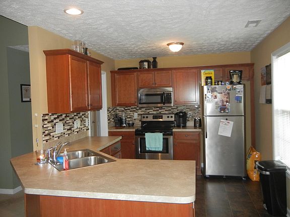 4th image of 2112 Outwood Pl