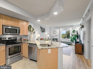 3101 N Hampton Dr APT 416, Alexandria, VA