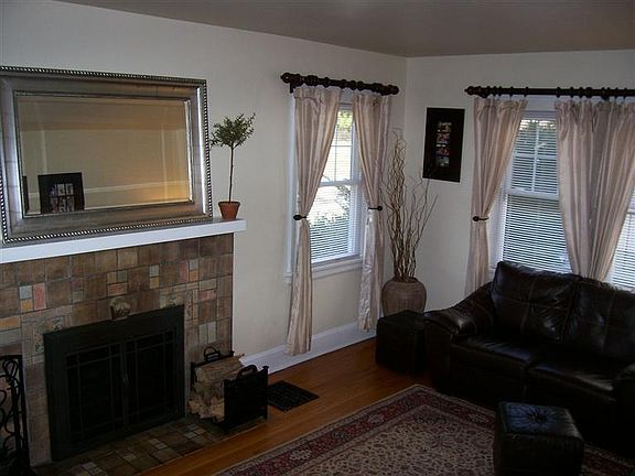 5th image of 3770 Grovedale Pl