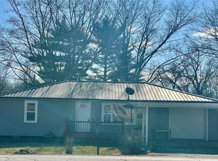 142 Burks Rd, Farmington, MO 63640