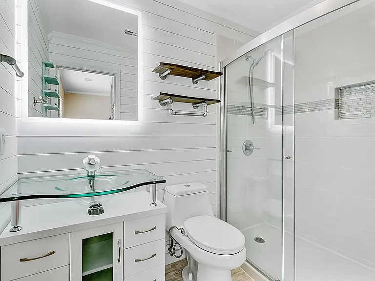 236 Emerald Isle Dr — Photo 23
