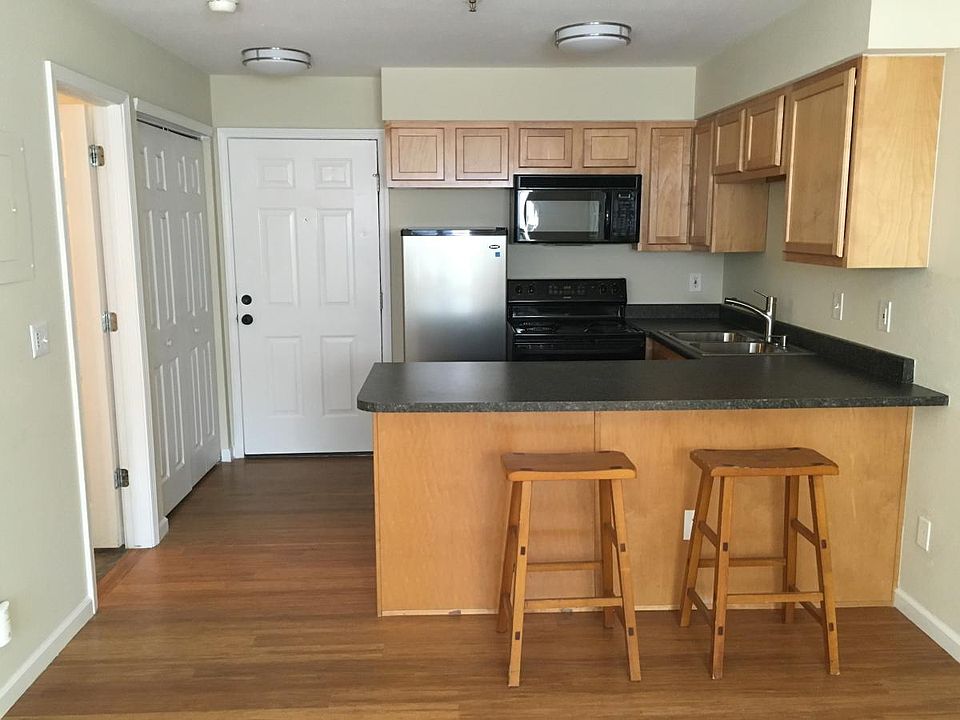 Open kitchen