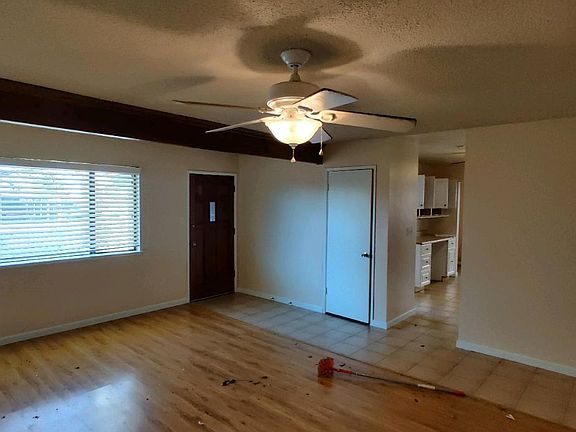 4th image of 1031 Herold Ave