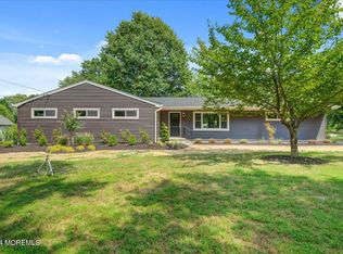 89 Stratford Rd, Tinton Falls, NJ 07724