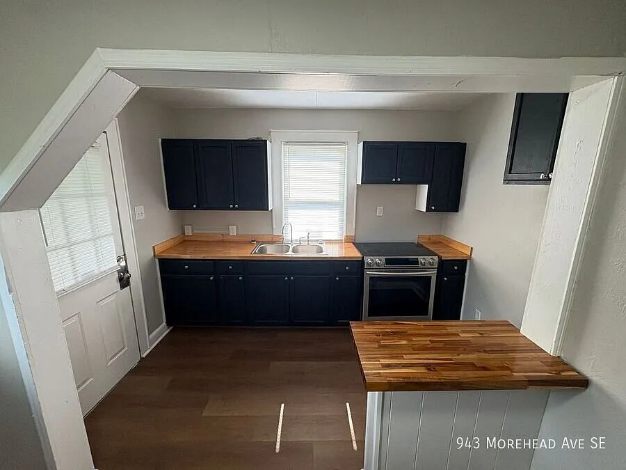 Charming 2-Bedroom Home in Southeast Roanoke! — Photo 4
